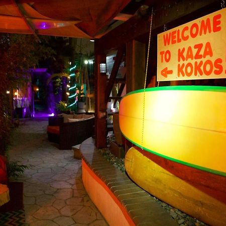 Kaza Kokos Hotel Oceanside Exterior photo