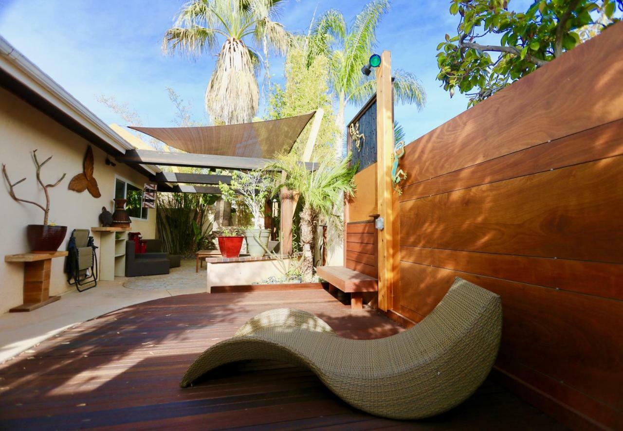 Kaza Kokos Hotel Oceanside Exterior photo